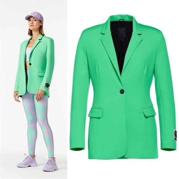 Goldbergh Metropolis Blazer in Spring Neon Green
8156 - Picture 3 of 9